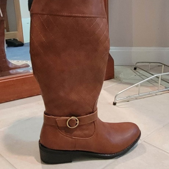 Tan Leather Boots - Picture 1 of 4